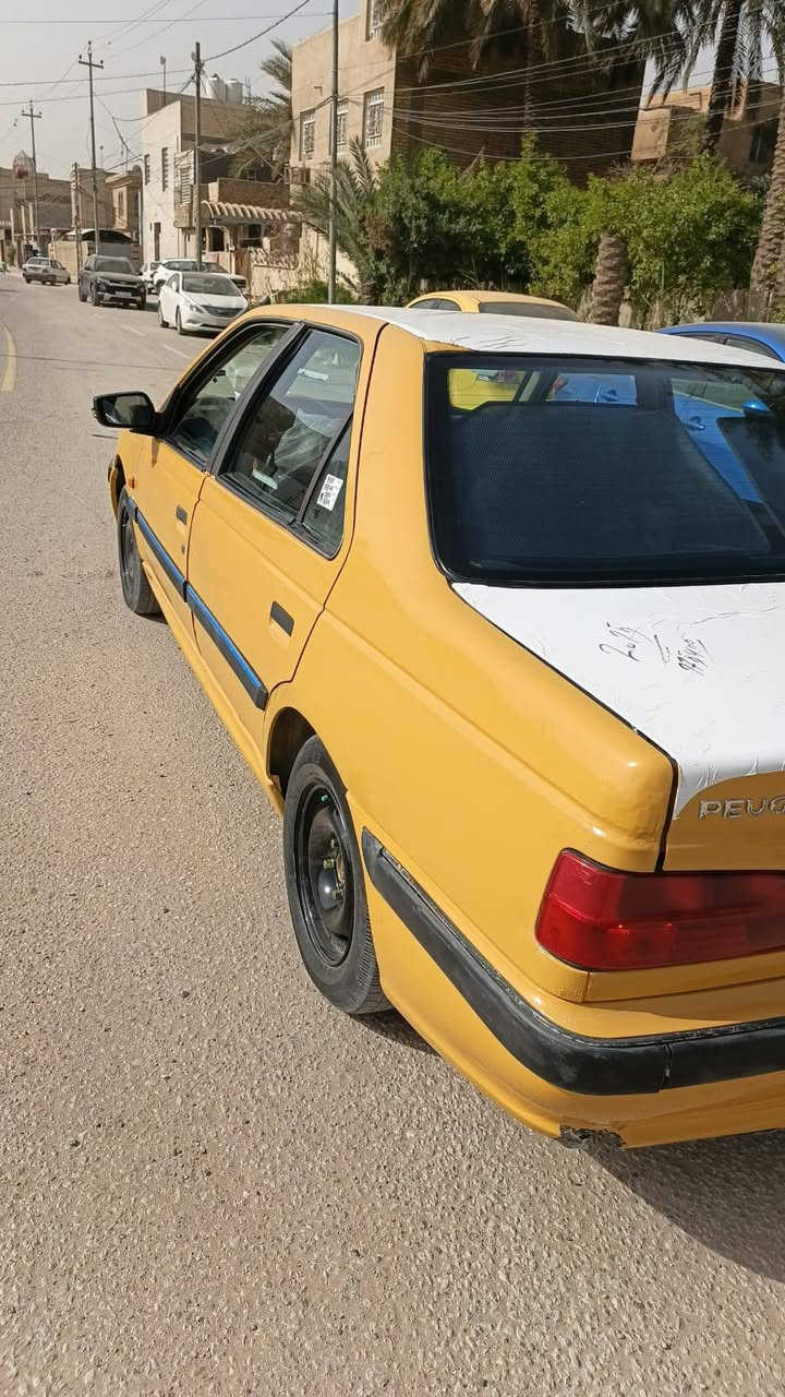 السلام عليكم بيجو بارس 2015 مكفوله ماعده البنيد مبدل تبريد ثلج مكينه كير خير من الله لايت زنون مصفره هيئه او غرامات ***********
