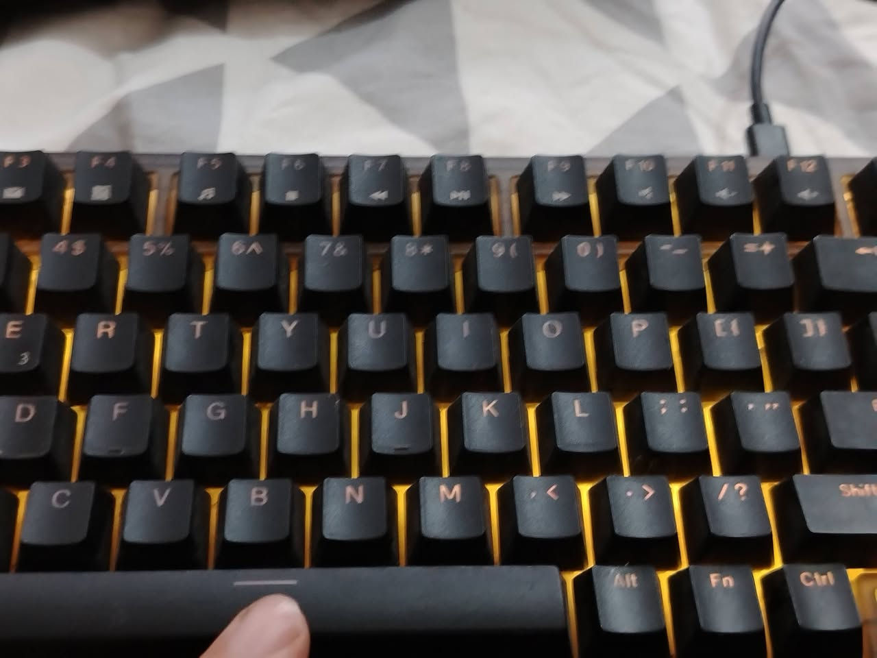 كيبورد ميكانيكي BrownSwitch اسرع من البلو سويج مخصص  Gaming
سعرة 49 الف جديد شرط الفحص موجود ملحقات كاملة الأصلية يشتغل واير واير لس
*********** اتصال أو واتساب
