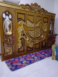غرفه اخشاب • جديدة • مراية مكسوره