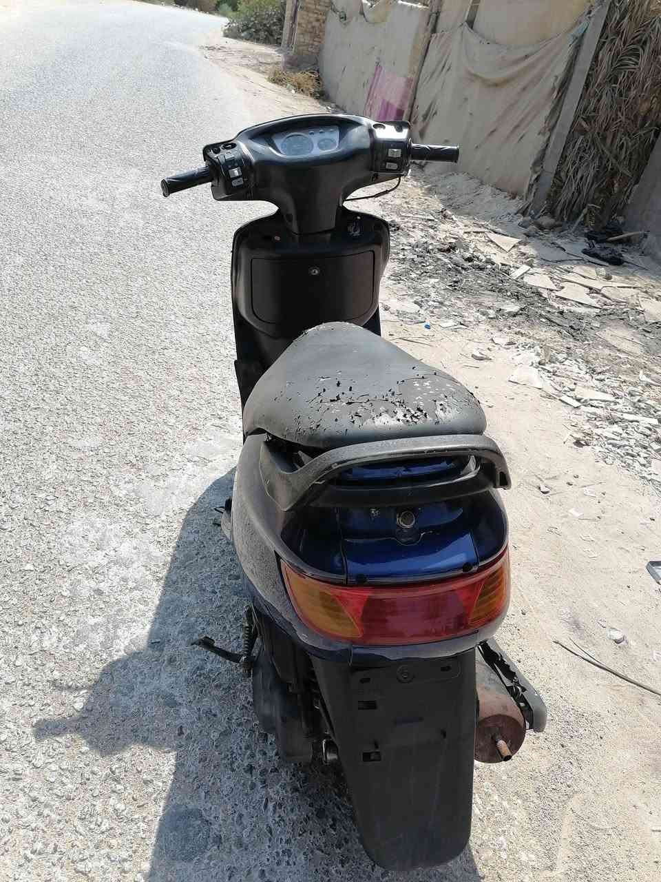 دراجة فراش للبيع كهربائية كله شغله محرك ناعم كلش شعرها 350
