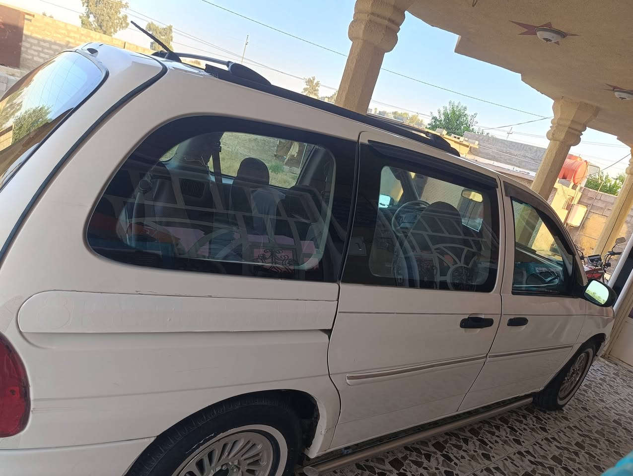 السلام عليكم من رخصة الادمن سيارة فورد وندستار موديل 98بلادية رقم دولي بغداد محرك وگير بلاديات بدون تحوير تبريد ثلج 3 قطع تخم تاير 80%سيارة جاهزة مناقصها شي وخير من الله هزة جديدةلل27 سنوية نافذة لغاية 2031 السيارة بأسمنا تحويل ثاني يوم السعر 45وبيها مجال حك الجية للأستفسار اكثر الاتصال على الرقم 
***********

