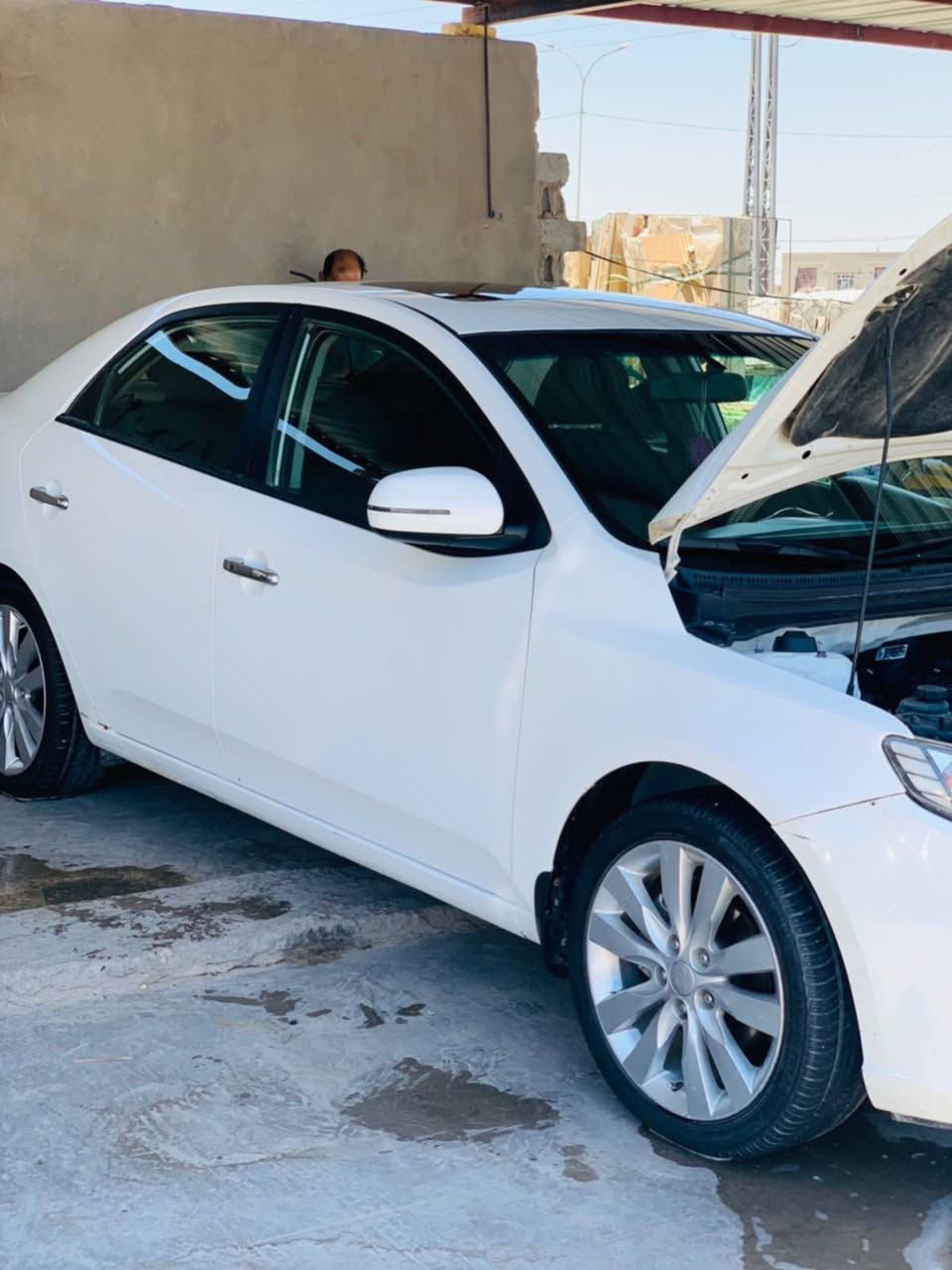 سيراتو خليجي المواصفات فول  رقم أربيل.
المكان  الديوانيه _عفك
السعر 113 وبيها مجال بسيط 
رقم الموبايل ***********

