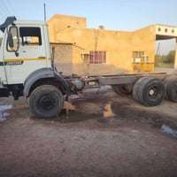للبيع • شاحنة