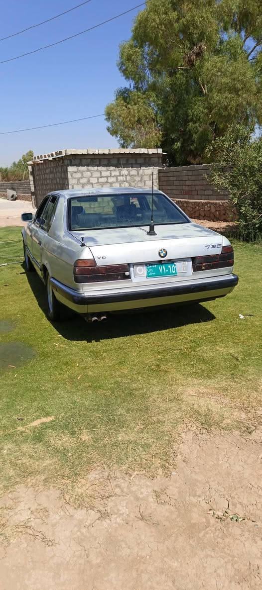 البيع بي ام حجم 735 شرط وكالة وتحويل محرك كير تبريد ثلج شرط ضخم جديد فول اوتوماتيك ليت زنون السعر 35بي مجال بصيط او مراوس معا جارجر ادوات ***********
