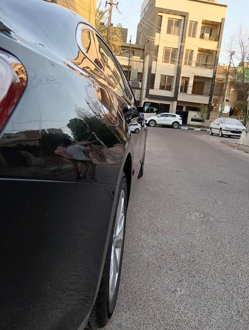 للبيع او( مراوس) شفروليه ماليبو موديل 2020 (LT فول مواصفات عدا الفتحة)، السيارة بحالة جيده 
رقم بغداد معوقين (١) سنه وتفك تصير حره 

(عل وضع الشركة) وجاهزة من كل النواحي.

بيه مشط ستيرن فقط

المواصفات والتفاصيل:

المحرك: 1500 تيربو.

المميزات: تشغيل عن بعد.

اللون : اسود

المسافة المقطوعة: ماشية١٢٩ ألف كيلومتر فقط.

الموديل: 2020

الفئة: LT (فول مواصفات عدا الفتحة).

حالة النظافة: برغي ممفتوح بالسيارة، كلشي بلادي وع وضع الشركة.
مكان السيارة: بغداد حي العامل 

بيه جامغ وبنيد صبغ من امريكه 

السعر: ٩٨وبيه مجال بسيط 

📞 للاستفسار والتواصل: ***********
