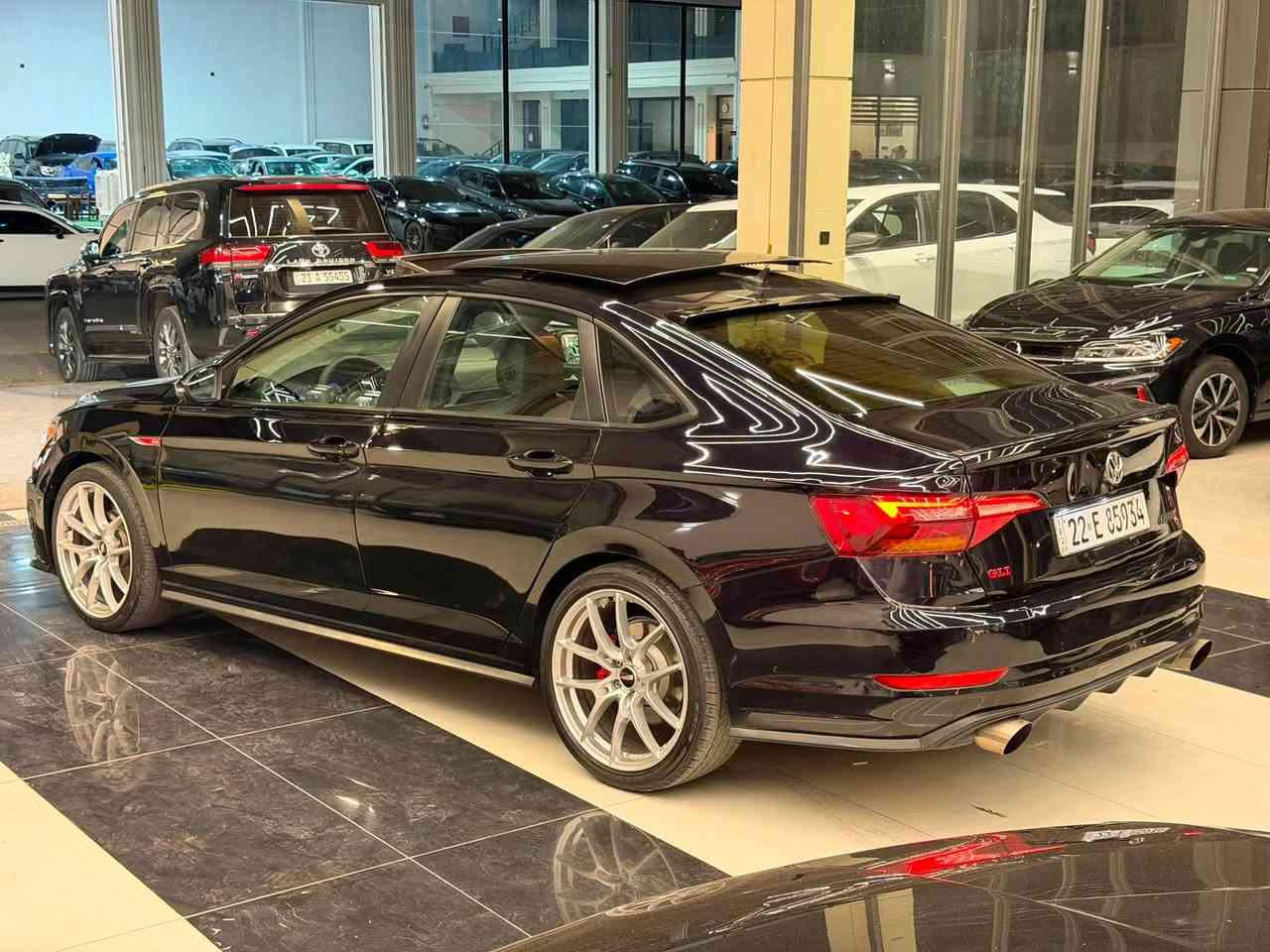 السلام عليكم جيتا بو فروشتن موديل ٢٠٢٠ 
سعري فقط ١٢٠$وةرةقة ٧وةرةقةش غرامة دواي معامةلة بوت اكير دريتةوة  
مواصفات gli otoban ياني قپات مواصفات 
جوانكاري كاملي بو كراوة ويل bbs  
سةيارةكة بنسبةت بوياغ ٧ پارجة بوياغ بي داخلي 
ايرباك بس سوكان جاهيزة سةيارةكة هيج مسروفاتي نية كير مةكينةو بةردي كزوز هةمووي بةشةرتة بي حةيبة ١٠٠ هةزار روشتية ***********

