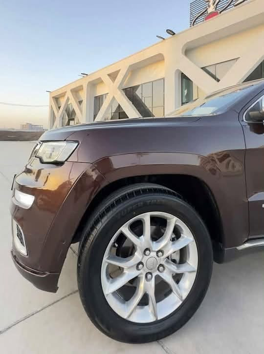 💎جيب سومت اعلى مواصفات 2014 خليجي كلين

مواصفات 
لون مميز جوزي غير محدد
بانوراما 
رادار امامي 
حساسات امامية وخلفي وجانبي 
مري كهربائية وبي اشارة 
دمام سماعات بالصندوك 
كشنات تبريد و تدفئة 
استيرن تدفئة 
فور ويل 
جكات 3 وضعيات صعود ونزول 
بجم s 
استيرن كهرباء
صندوك كهربائي 
محرك 3600 المرغوب كلة بانزين عادي 
تخم تايرات جديد انتاج 2026
ويل 20 كروم
صدر ادامة كاملة جديد 
سنوية جديدة لعد 2031
ب اسمي رقم بغداد جديد تحويل ثاني يوم 
السيارة كاملة للأخير

مكاني ديالى بعقوبة 
💎السعر مناسب مقارنة بنضافتهة 224 وبي مجال بسيط 

اذا ما مقتنع صلي ع الحبيب واعبر المنشور

للتواصل ***********
