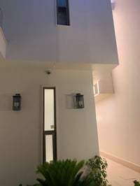 اشتغل صباغ بيوت تصليح بياض معالج رطوبه صبغ وجهات بنايات عاليه تغليف ور...