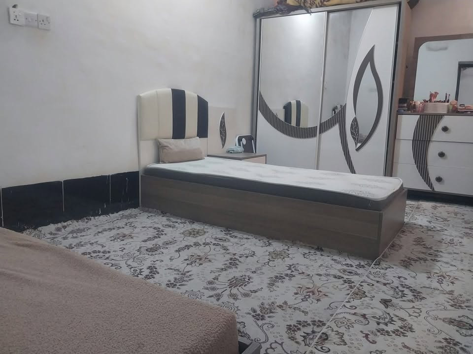 تاقم زۆر خاوێن بێکێشە بۆفرۆشتن٢٥٠هەزار***********
