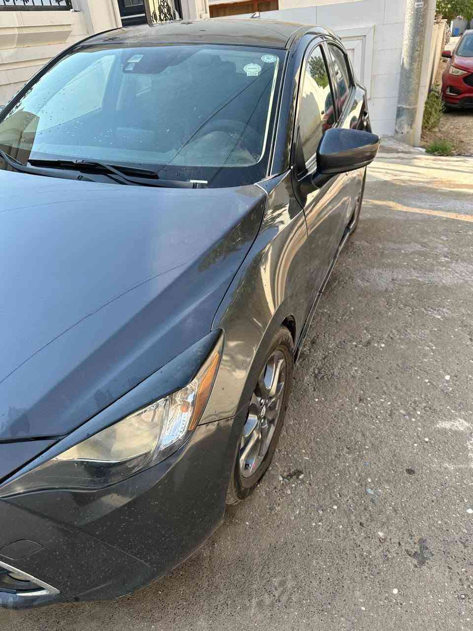 بس واحد جاملغ صبغ بدون دواخل بدون بدنة و بدون شاصي
بس ارباك بردة
صور حادث ورقم شانصي موجود بصور 
كير ومحرك بشرط ما مفتوح
فول مواصفات
ماشية ٥٧ الف ميل
هزة جديد بس سنوية قبل شهرين انتهت
شرك تحويل ومالة 
مكان سيارة اربيل 
سعر  105

***********واتساب
***********
