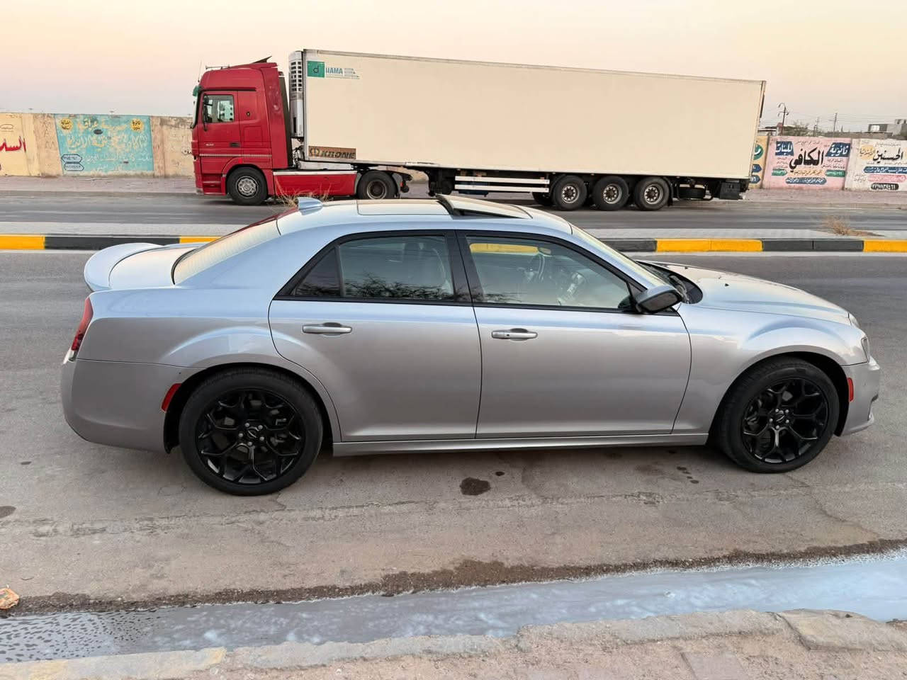 اوباما sمديل 2018 كفاله وارد كندي 
كفاله عامه 
ماشيه 180
السياره احله من الصوره 
السعر 260 اوبيها مجال بصيط
الاستفسار ***********
