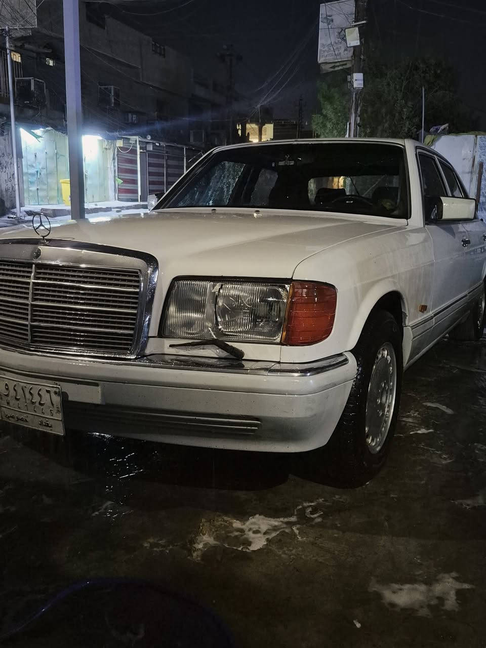 Mercedes - SE 300 - 1986
مكينه وكير ياباني3000 ديلكو
جاهزة وكاملة من الدعاميه للدعامية
بيها منضومه زنون ولايت يخبل ماصدات جديده
مغلف الداخل عوازل Arma Flex
تخم تاير جديد 
كهربائيات كلها شغالة 
تبريد ثلج 
السياره بأسمي وتحويل ثاني يوم رقم بغداد 
السعر  70$ ومجال بسيط 
***********

