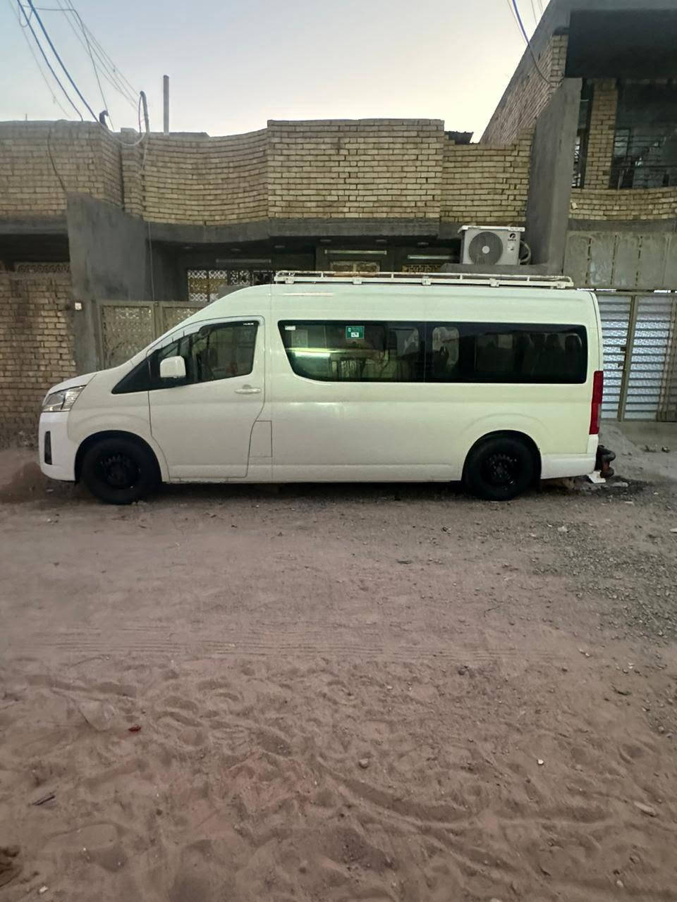 بغداد بلديات سعر 3و75 أصدار سنويا جديدة مصفرة غرامات بغداد وشمال 

هايسة موديل 23رقم شمالي بيهة طختين كلش بسيطات فول مواصفات أوتو كشنات مراوح طخم تاير جاهزة العنوان ***********
