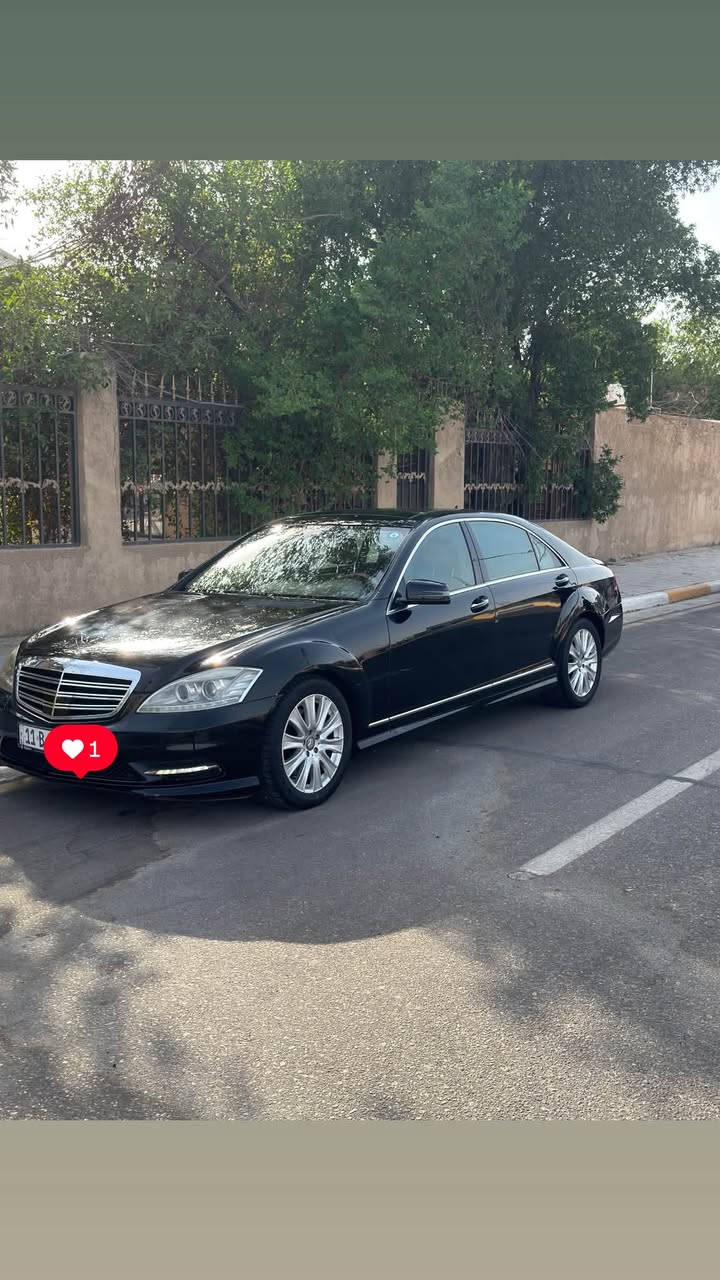 السلام عليكم 
مارسدس s350 2008
خليجي باب طويل فول مواصفات
بيها قطع صبغ ابيع حزام اثر جراد
بدون حادث
دهن جديد يوم بدلت
رقم بغداد تحويل ثاني يوم
سعر 140 وبيها مجال
***********

نص مكتوب في الصور:
- 1