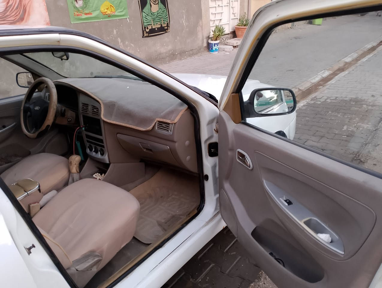 شيري كوين مديل 2010 رقم بغداد باسمي مكينه بلادي بيه خيط بخار تبريد تدفه شغالات تايرات جدد مكاني حي اور السعر 39 تلفون ***********
