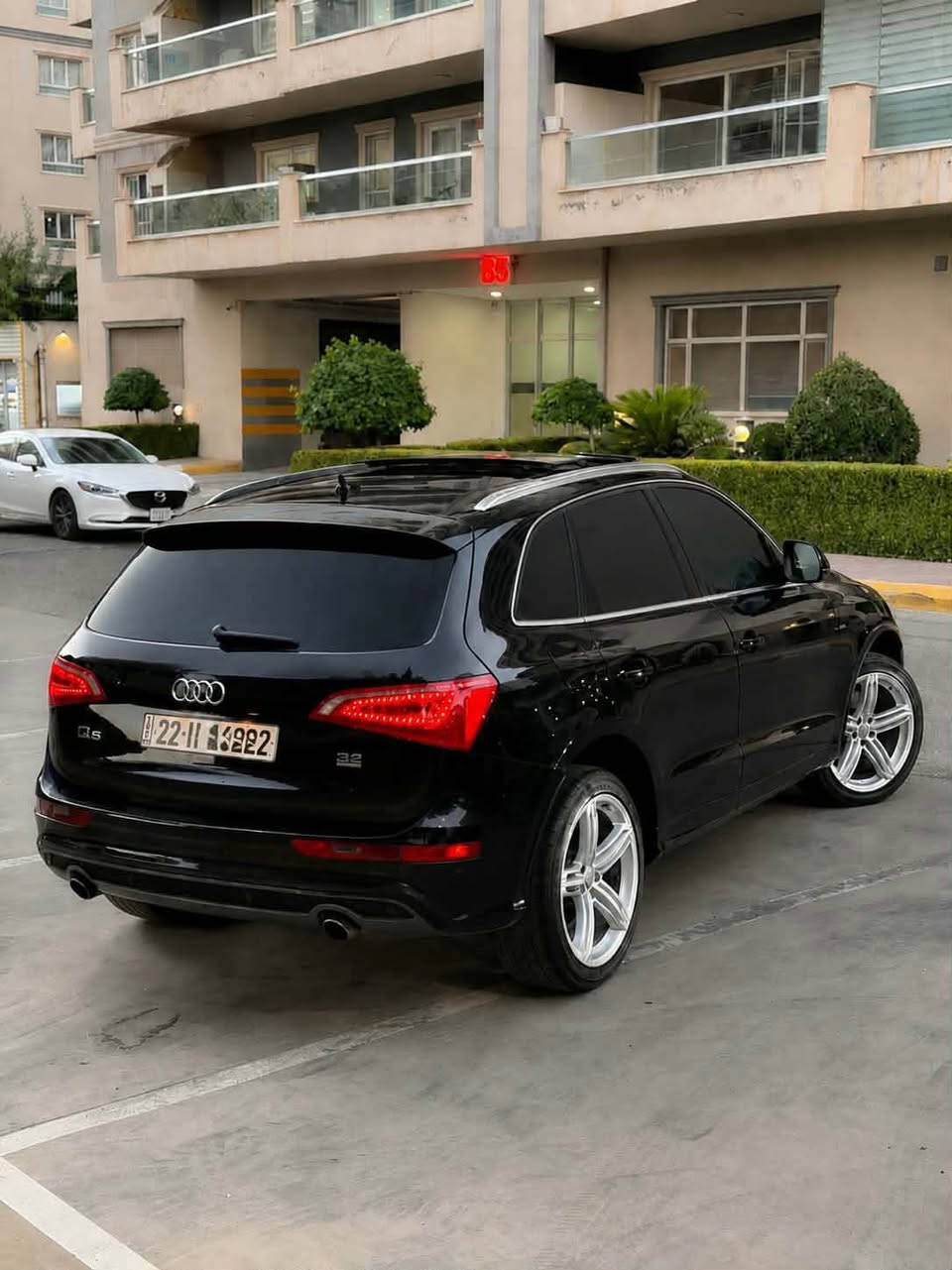 Audi Q5 S_line quattro v6 2010
***********
‎پانۆراما بەسمە برێک بەسمە تەبرید دووزۆن کوشن جلد کوشن هیتەر کوشن کارەبا سەلاجە جێپەرداخ ساردوو گەرم حاسە کامێرا تەحدید سورعەسنوق جەک سوکان ڤۆلیۆم تەلەفون راداری ئاوێنە دەبل ئەکسل ویل و تایەی لۆک 
‎گێڕو مەکینە بە شەرتی سەوت بوخار دوکەل کرانەوە 
‎پارچەیەک و پەلەیەکی هەهە بێناو بێ ئێرباگ بێ مەعجوون 
‎نرخی خوار بازار ٩٨ گەلەو معامەلەیەکی زۆر کەم
٠۷۷۱۲٦٦۲٠٠۱ السليمانية, العراق
