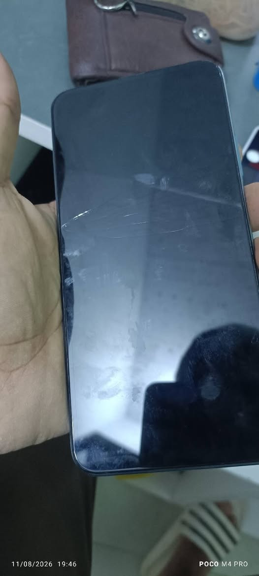 هواوي Y9S ذكراته 128 عشوائيه 6 بطاريه 5000 ممفتوح نهائيا فقط بي طخه باشاشه ممئثره ع لمس بدون تعليك كله شغال سعره 55 الف ***********
