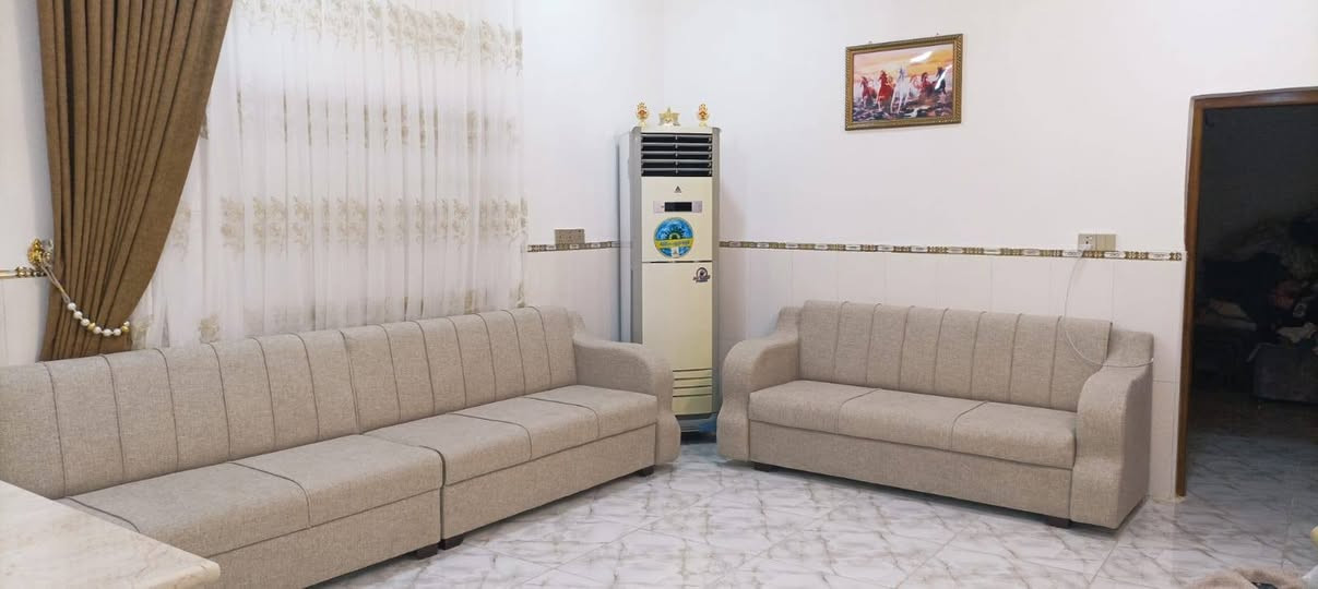 مستعدون لعمل وتصليح التخم والديوان
وتحوير التخم الى ديوان 
وتفصال حسب الطلب 
شغل درجه اولى 
بلوك وخشب روسي 
سفنج مميز اول 
القماش حسب الطلب 
 
***********
