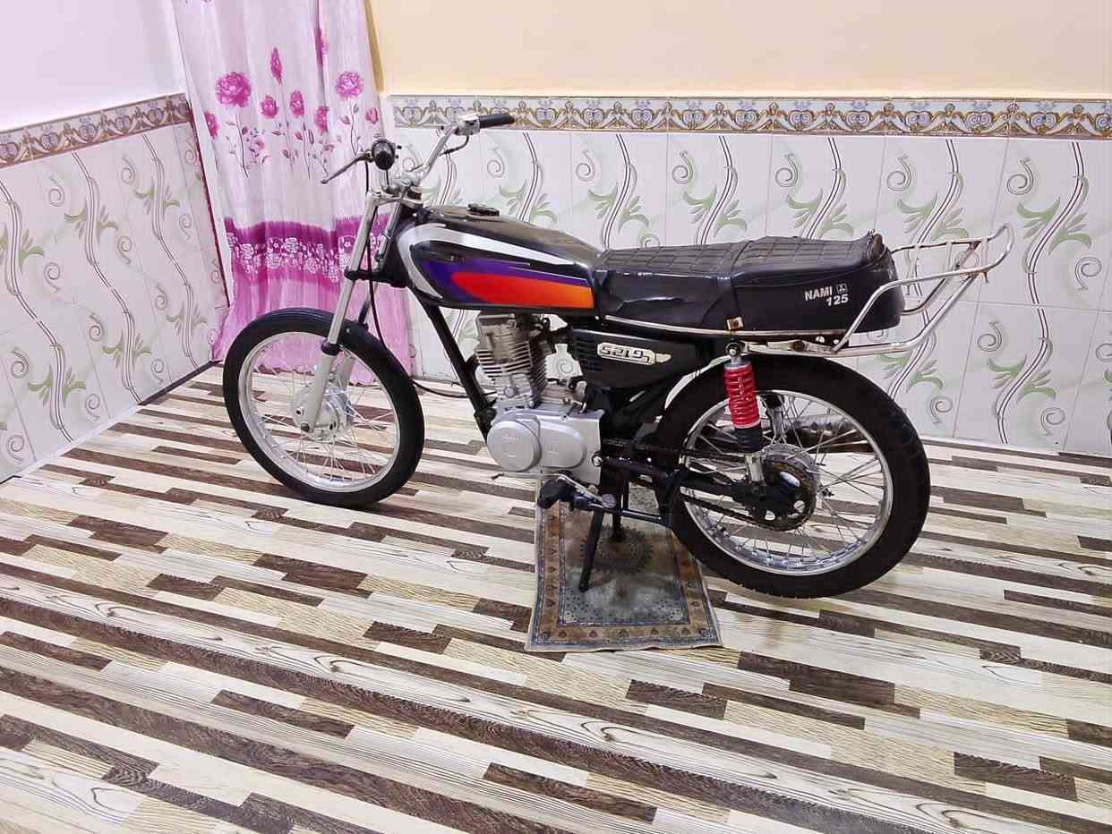 سلام عليكم دراجه ايراني ادوات للبيع السعر 300 الف الاستفسار واتساب ***********
