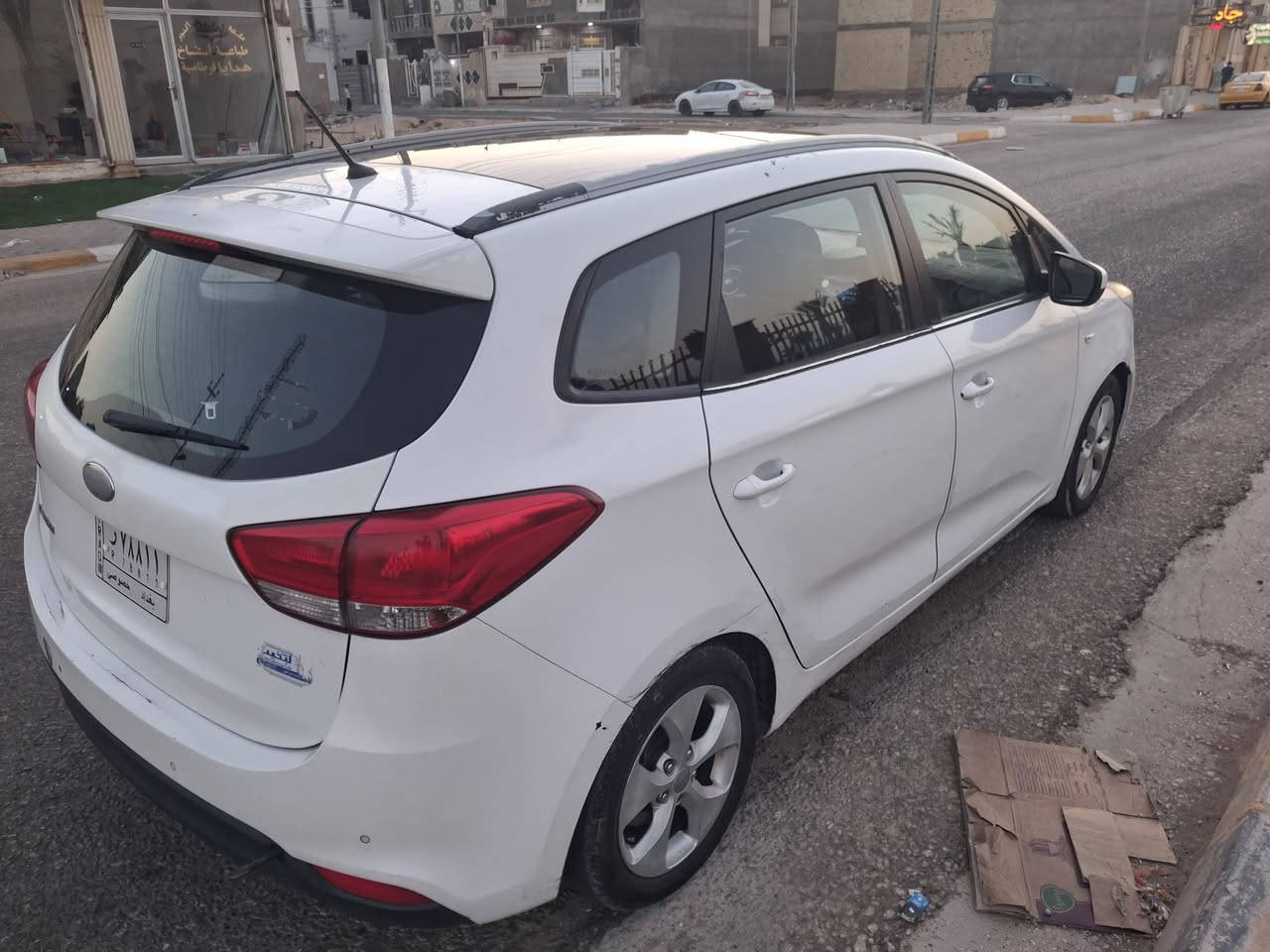 كيا كارنزه موديل 14 استلام شركة خليجي  فول مواصفات بيع او مراوس السعر 135 مكاني كربلاء  ***********   ***********

