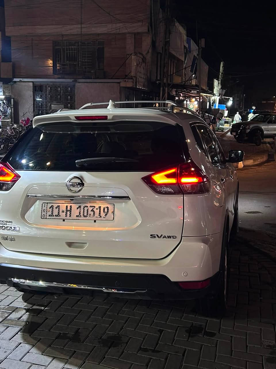 السلام عليكم
نيسان روج2020 
SV AWD 
تحكم سترين 
دفع رباعي 
تدفئة وتبريد كشنات 
شاشه الستندر و ابل كار بلاي 
صندوك كهرباء 
بصمة تشغيل عن بعد 
رادار امامي وحساسات امامي خلفي
وبعد هوايه مواصفات 
قطعه وحدة فقط جاملغ امامي مصبوغ بدون لغود بدون شواصي 
محرك ٤ سلندر ٢٥٠٠ تنفس طبيعي
رايدها ب ١٧٥ 
رقم بغداد باسمي تحويل مباشر 
مكاني بغداد العامرية

***********
