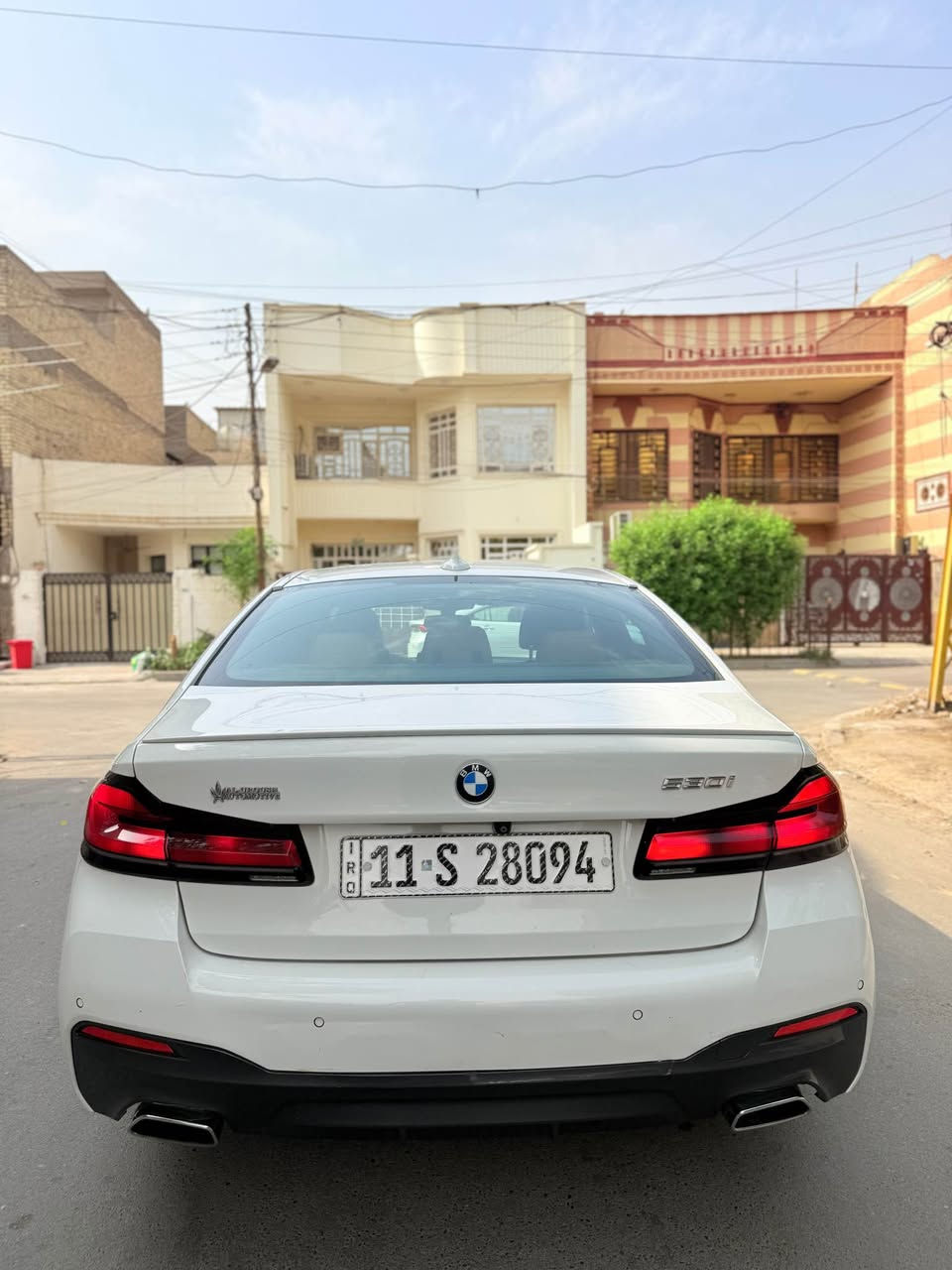 بي ام 530i • ماشيه ١٢٠الف • رقم بغداد
