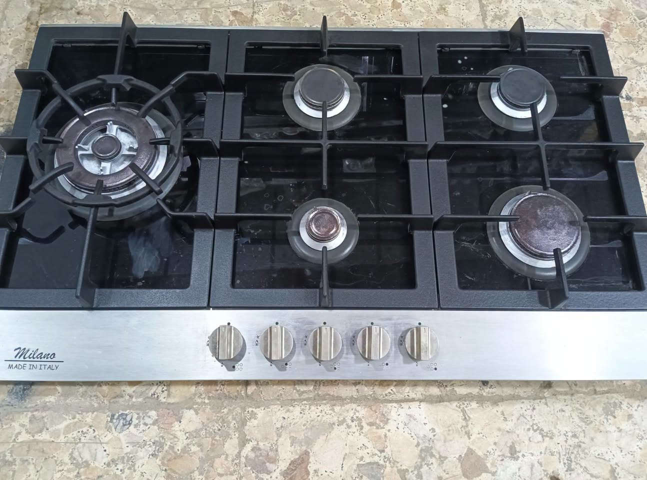 طباخات منضدي للبيع عدد2طباخ على فحص كامل كلة شغال على فحص نضافة مئة بالمئة بآلة جديد كلش وبي ضمان اي شي بي يرجع سعر 80شراي يتصل ***********المكان حلة حي المهندسين قرب مجمع امين الطبي
