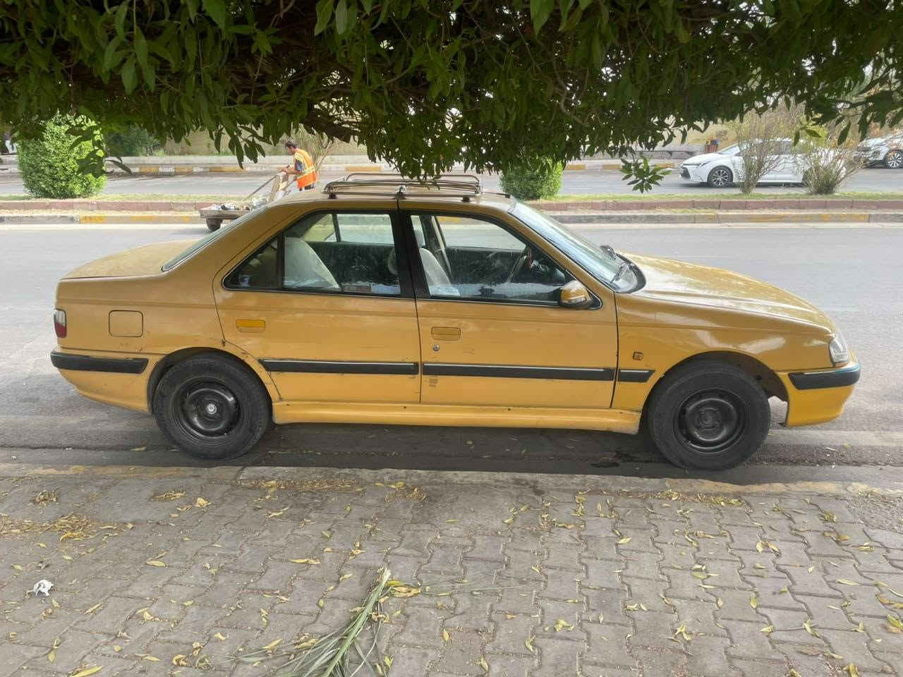 بيجو بارص رقم بغداد انكليزي تحويل مباشر باسمي تبريد شغال محرك وكير جاهزة السيارة من كلشي شاشة  السعر 27وبيها مجال الاتصال ***********
