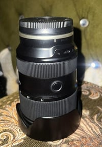 عدسة تامرون 28-75 f2.8 الجيل الثالث نظافة 99‎%‎ بسعر مناسب للاستفسار 0...
