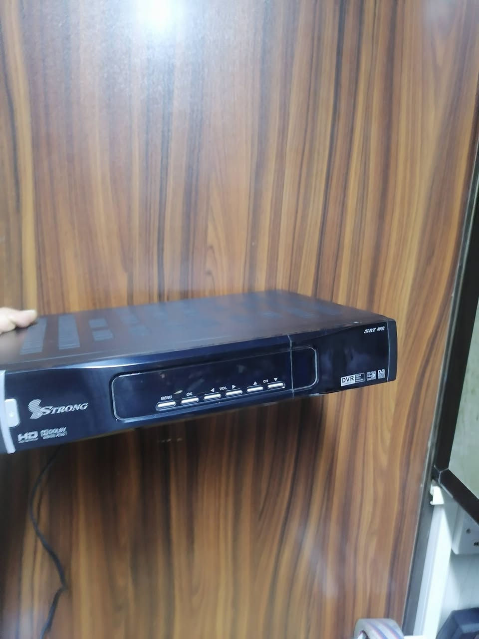 ستلايت • سترونك 4902 • منفذين كارت