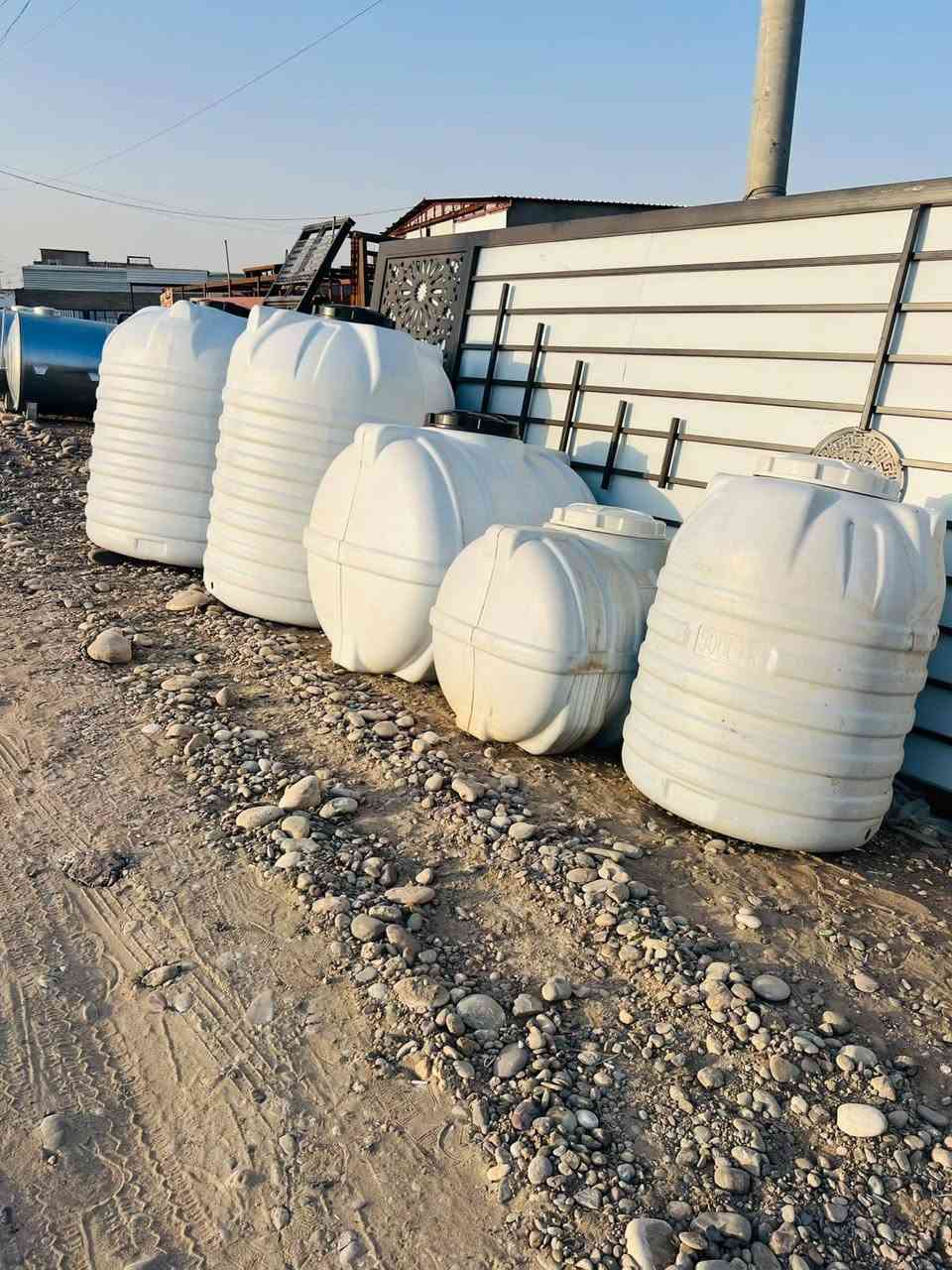 على بركة الله تم وصول خزانات بلاستك مع كرت الضمان 5 سنوات
العنوان  الجدعه محلات العطيه مقابل المعارض 
للستفسار ***********
