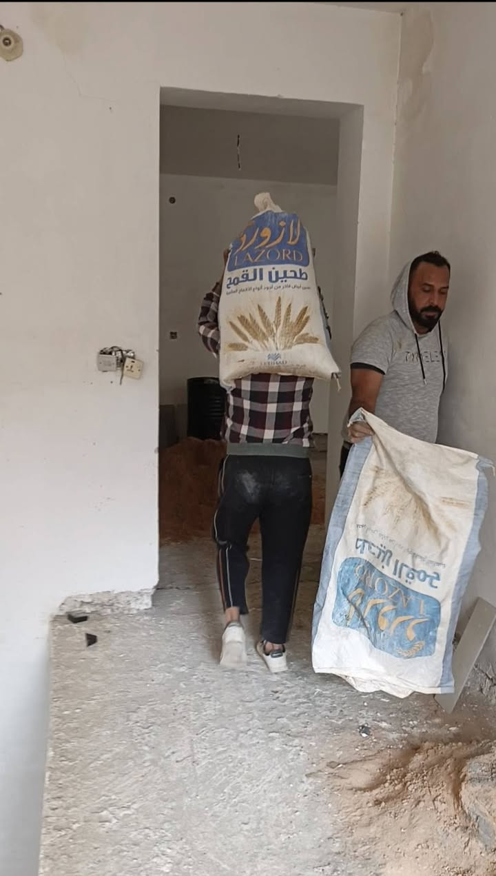 سلام عليكم كادر تصعيد على ظهر كافة مواد البناء مكانه بغداد اتصال وبخدمتك ***********
