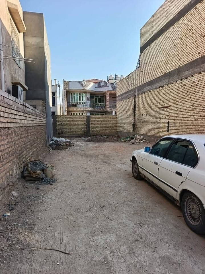 سلام عليكم
عندنا قطعه طابو صرف حي بابل

مقابل المحطه مساحه القطعه ٢٠٦متر

عرض الشارع تقريبا ١٠متر

الواجهه ٨.٥والنزال ٢٥

القطعه مفتوحه على شارعين من الامام والخلف

وباسم شخص واحد وكآمل الخدمات
سعر المتر ٢مليون و١٢٥ السعر قابل للتفاوض 

التفاصيل ع الرقم

‭***********‬
