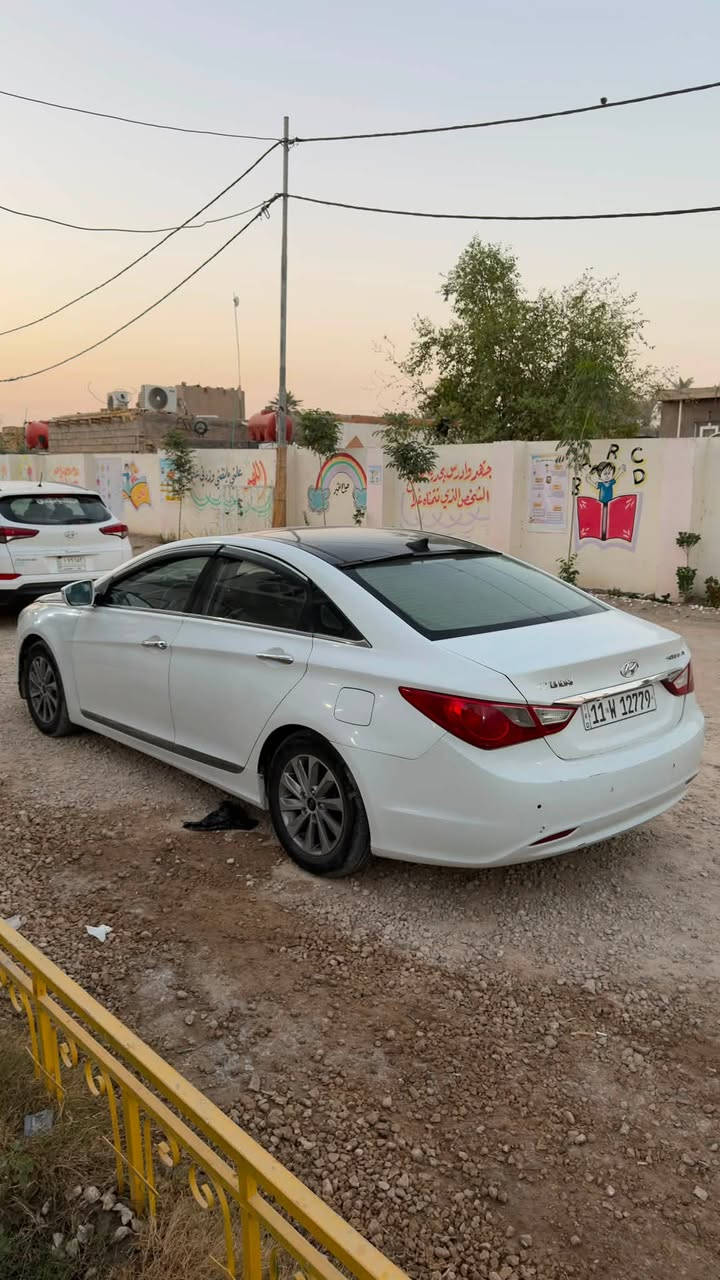 🚘 للبيع هيونداي سوناتا 2012 – مواصفات خليجي
🔹 موديل: 2012

🔹 محرك: 2.0 بنزين

🔹 4 سلندر

🔹 كير أوتوماتيك

🔹 المواصفات: خليجي

🔹 اللون: أبيض

🔹 داخلية جلد

🔹 عدد المقاعد: 4

🔹 لوحة بغداد خصوصي

السيارة مرتبة وحلوة، استخدام شخصي، وتبريد وتكييف ممتاز. ، وفول مواصفات بصمة وبانوراما وكاميرا خلفية 

الصبغ عام مثل مو موضح بالإعلان.

عنواني بابل _ الحلة 

📞 ***********
