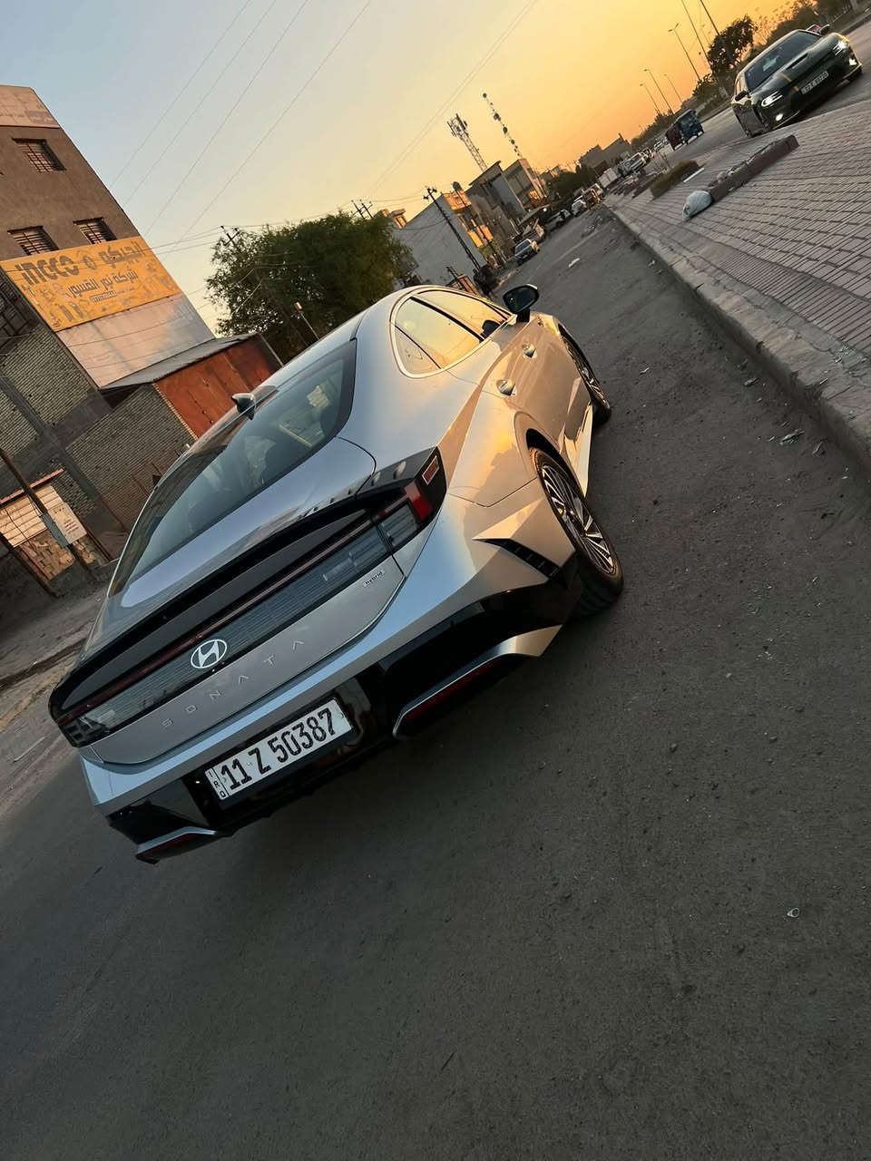 هونداي سوناتا هايبرد للبيع
موديل السياره 2024
وارد امريكي اللون سلفر
مواصفات Sel
فول ما عده الفتحه
مكينه 2000 
سياره حادثها 
جاملغ مصبوغ بدون دواخل 
وبارد ب الباب 
ايرباك فقط 1 الدوسه
السعر 183 وبيها مجال 
بغداد الكرخ 
***********
