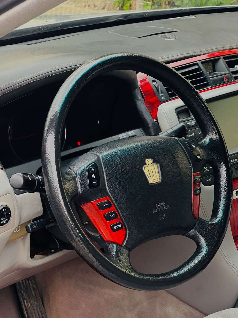 كراون • ٢٠٠٦ • بدون عيب