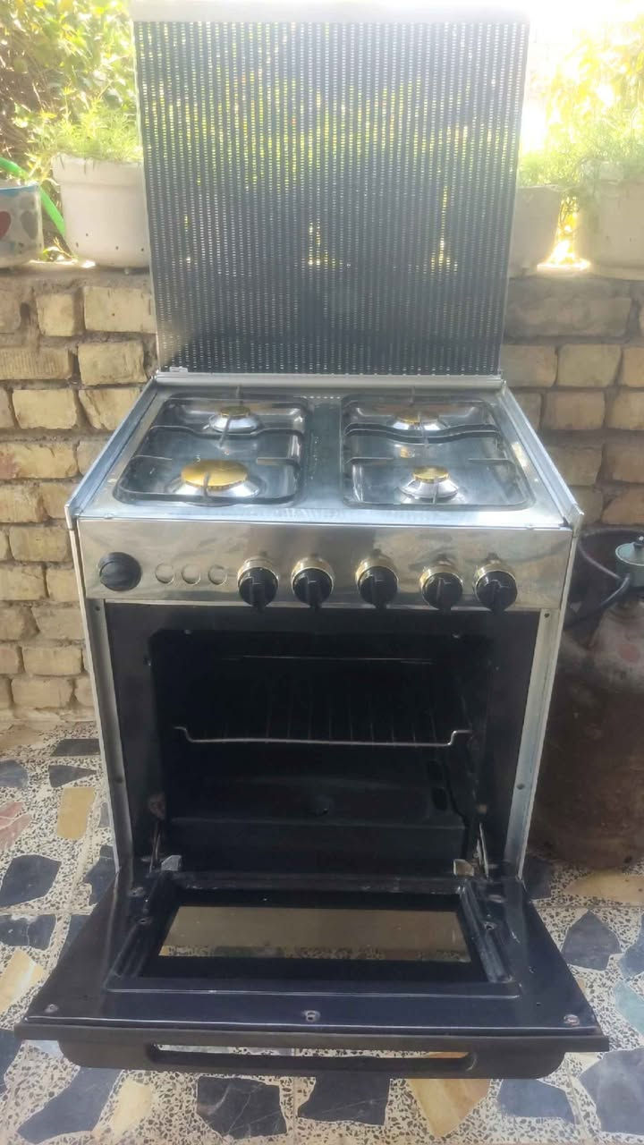 طباخ تكنو نضيف مستعمل 4 عيون وفرن فوگ وجوه ناره زركه سعر 125 عنوان بغداد فلكه حي النصر قرب مطعم كباب سليمانيه للستفسار اكثر اتصل على الرقم *********** بغداد, العراق
