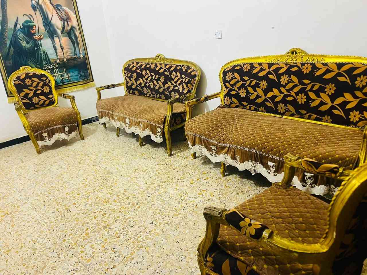 سلام عليكم تخم ٨مقعد تخم يرادله تنضيف المقعد سبرنك طبي مكان مدينة الصدر اكو توصيل سعره ب١٥٠ واتساب ***********
