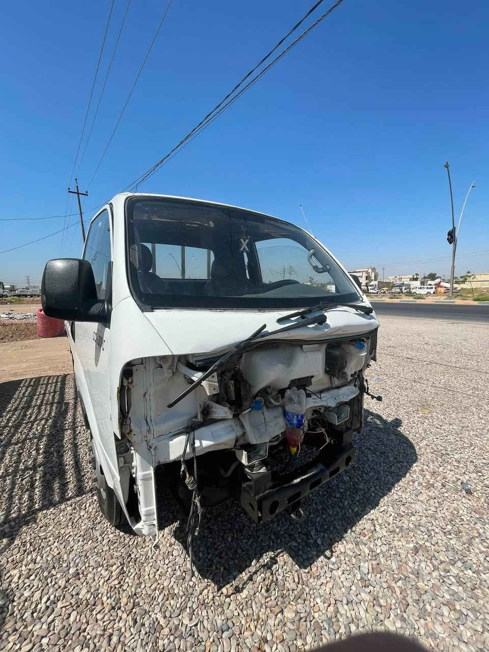 كيا فحل 4000
موديل 2022
بيها ضربه بسيطه
الشاصي مقفول 
الميكانيك شغال 
العنوان : ديالى / ناحية جديدة الشط / معرض اهل العراق 
للاستفسار اتصل ***********
