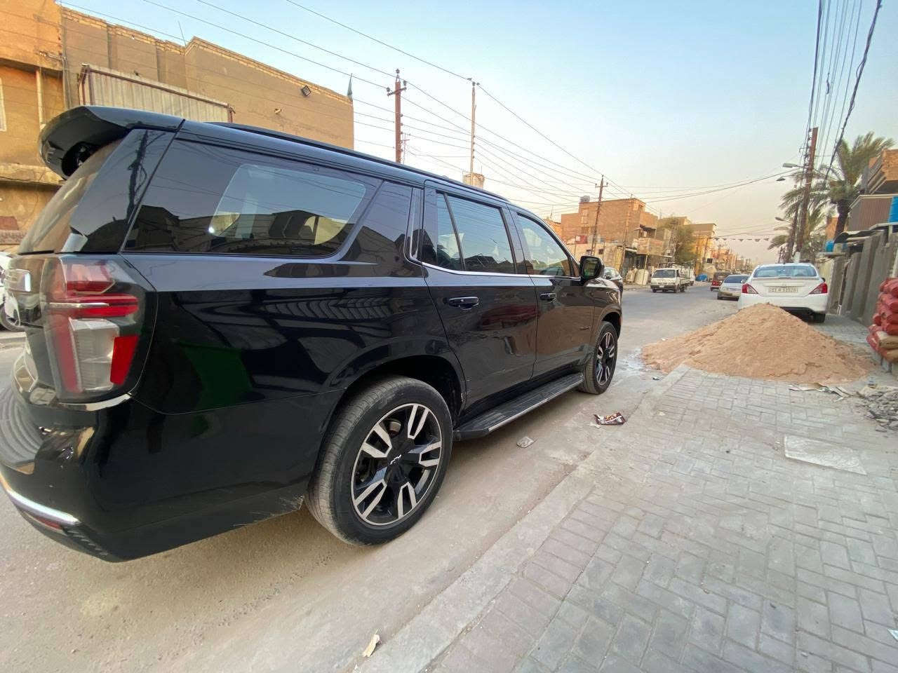 سلام عليكم تاهو 2022 LT بانوراما خليجي 5300 عليها سيرفس كامل بشركه منفوضه نفض بيها ملاحضه بلباب الخلفي موضحه بصور السعر 38 نص وبيها مجال للاستفسار الاتصال على الرقم *********** مكان السياره بغداد الدوره
