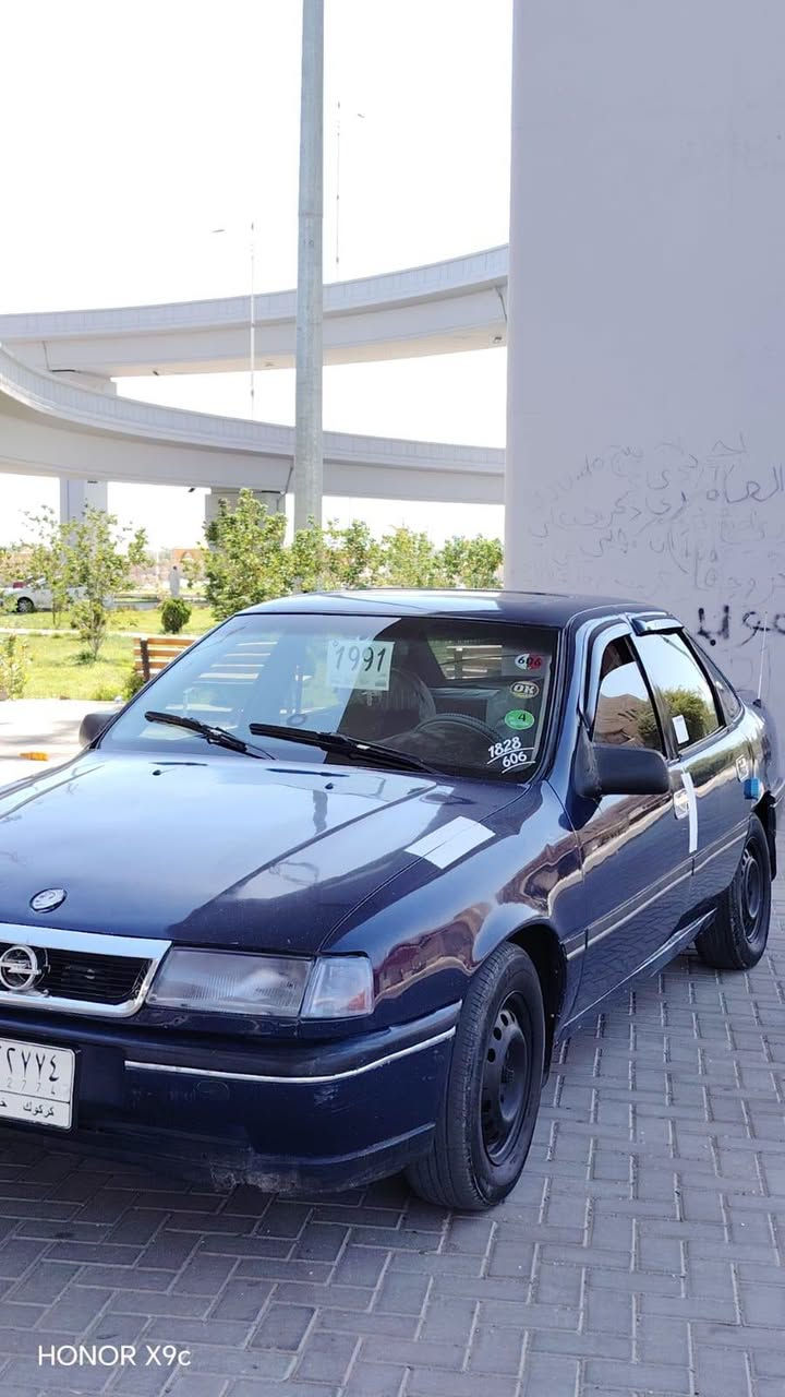 السلام عليكم

اوبل فكترا موديل 1990

سعر مناسب 32وبيها مجال

كير محرك شرط كهربائيت كلها شغاله صدر أمامي خلفي
سقف سلايت 
 نضيف تخم تايرات نضيف بيع أو مراوس حسب القناعه اي استفسار ***********
