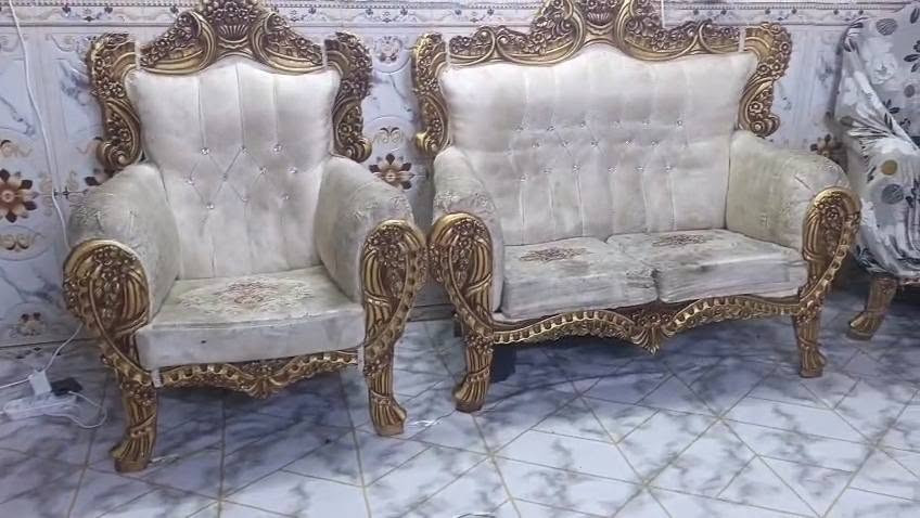 تخم ملكي • زان • ١٠مقاعد