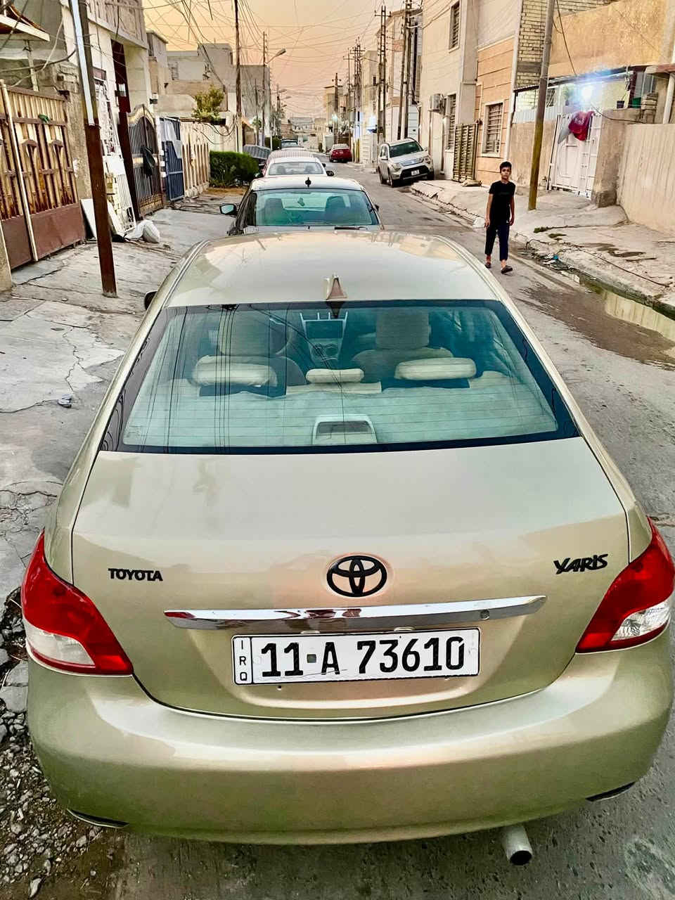 تويوتا يارس ٢٠٠٨ رقم بغداد انكليزي مكينه ١٥٠٠ جديدة
صبغ عام جماليه بدون ضربه وصور قبل الصبغ موجوده 
سيارة جديده تخم تاير وباتري ومكينه وليتات امامي خلفي واشاير سيارة متعوب عليهه وبالعافيه على الياخذهه مكانهه بغداد حي الجهاد 
سعرهه ٥٨ وبيهه مجال بسيط 
***********

