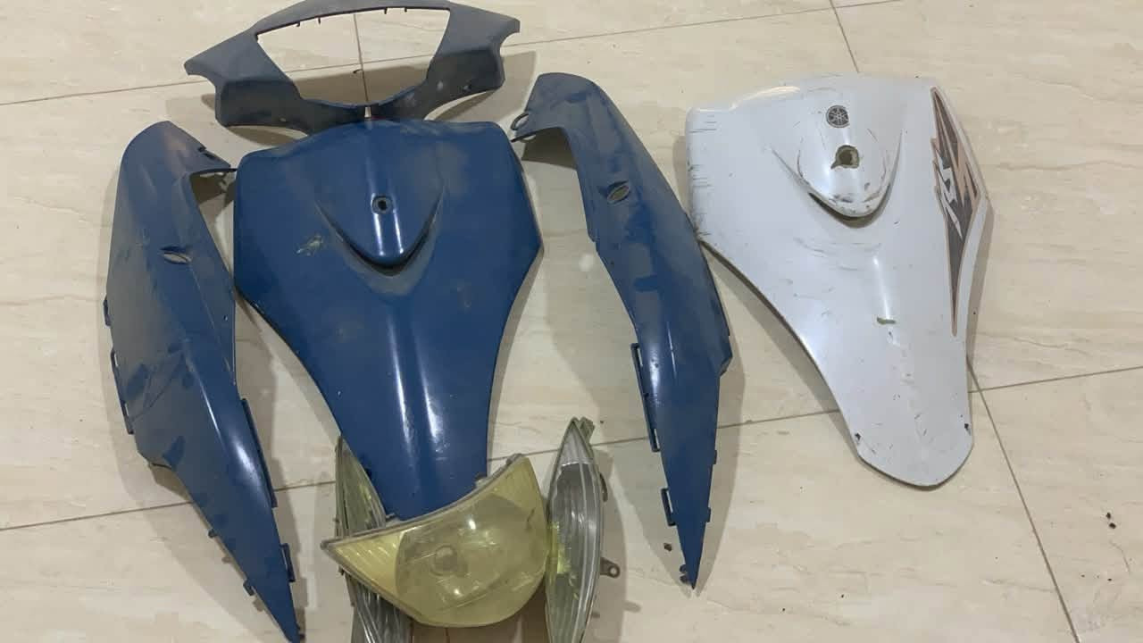 سلام عليكم غراض ماكس ابيع شلع ب ٥٠ كفرات مصبوغه الضفيره بلاد واكثر للاشياء بلاد ابيع كلهن سويه ولتانكي مال يراني ولمدكر ب ١٠ ولكزوز مال ماكس بلاد طاك رقمي *********** بس واتساب اتصال
