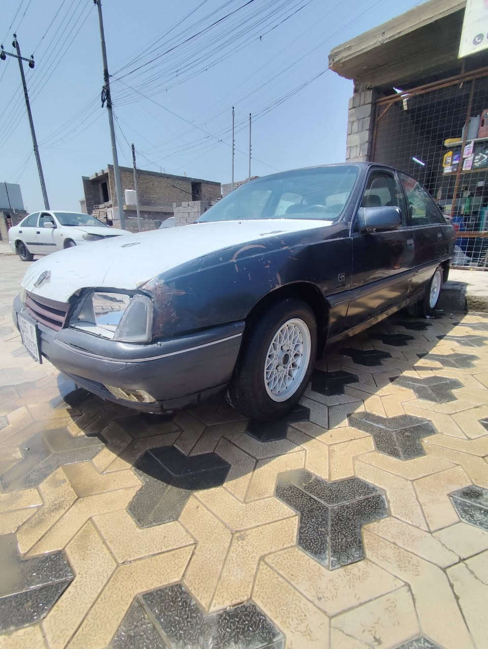 🚗 للبيع أوبل أوميكا موديل 1989 🚗
**المواصفات:**
- المحرك: 2000 سي شرط نضيف ومكفول، بدون نقص دهن
الكير: أوتو ك 
- الداخل: شرط حيل نظيف، دواشيك، ، تخم تاير جديد- 
**السعر: 25 ورقة **

**المكان:** الفلوجة - قرب شارع 60
**للاستفسار:*************

ملاحظة: السيارة للشراي الصدق
