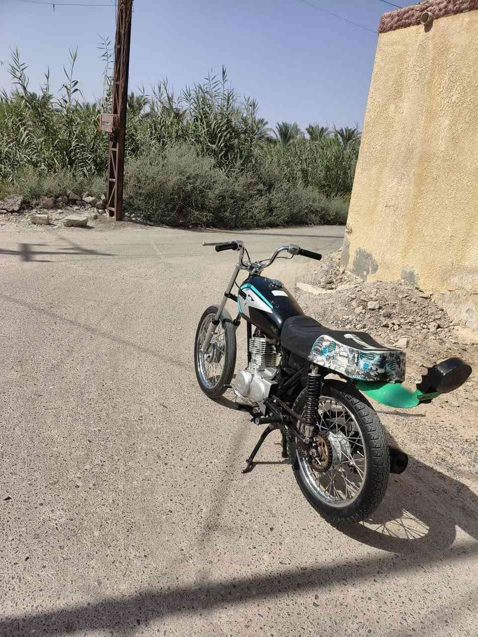 السلام عليكم سيجي نامه مشيف البيع السعر 750 وبيهه مجال العنوان ابو الخصيب777 782 3649
