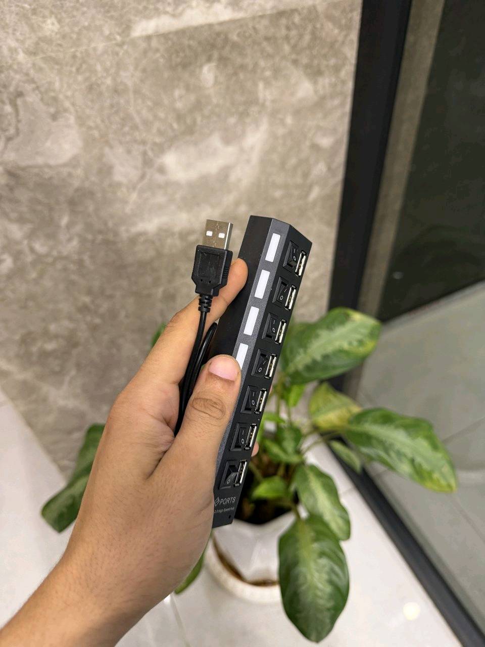 موزّع USB

تعبت من قلة منافذ الـUSB؟ 😩🔌
هذا USB Hub يخليك توصل عدة أجهزة بنفس الوقت وبكل سهولة!

✨ 7 منافذ USB
⚡ لكل منفذ مفتاح تشغيل وإيقاف مستقل
💻 مناسب للكمبيوتر واللابتوب
🔗 توصيل سريع وسهل
🖤 تصميم عملي وأنيق

خلي كل أجهزتك بمتناول إيدك… حل واحد يرتبلك كل التوصيلات! �
السعر /10
للطلب او استفسار عبر خاص او انستا Turab_Store او رقم ‎***********
توجد خدمة توصيل لجميع المحافظات 5,000