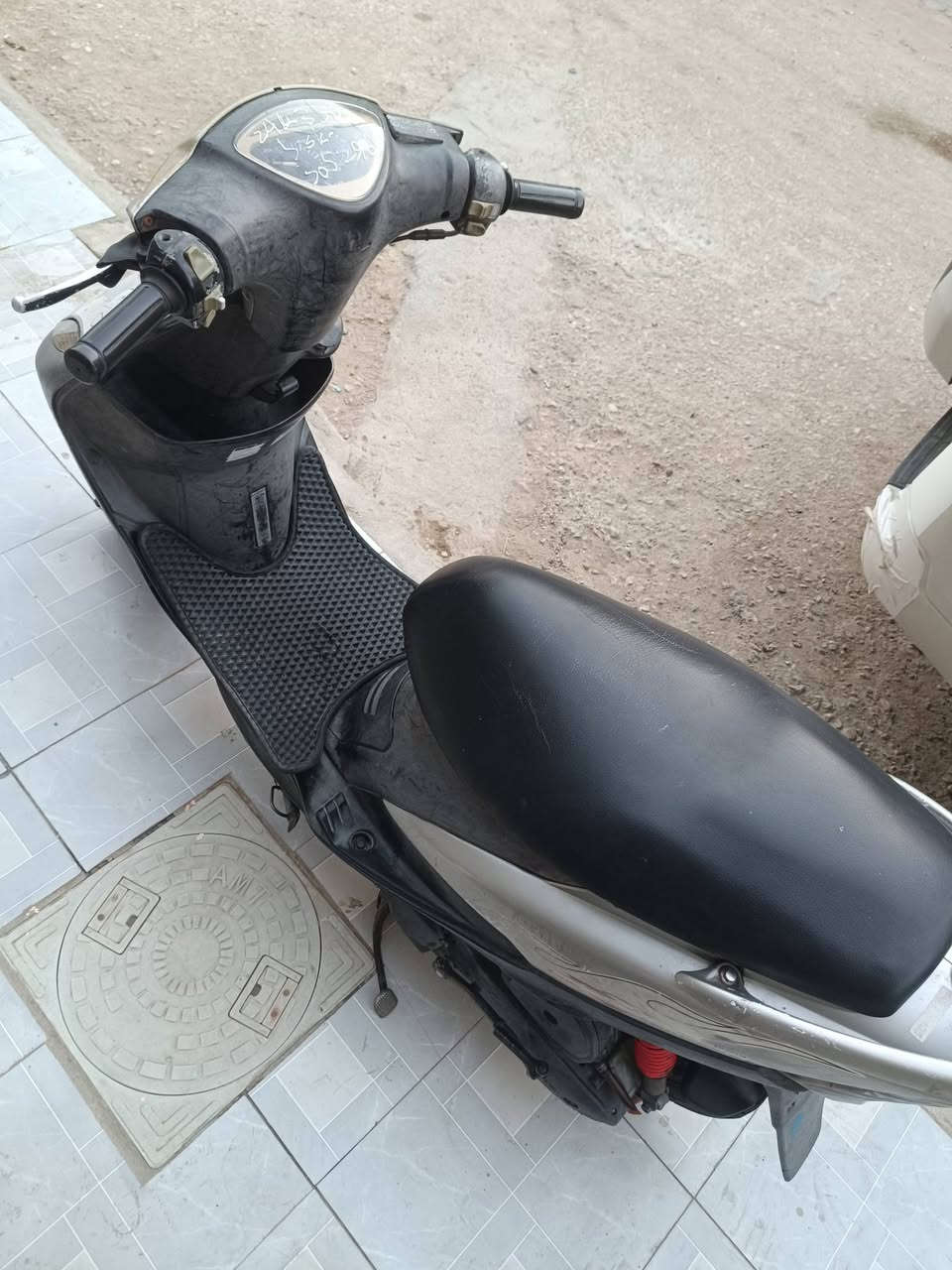 السلام عليكم 👋
دراجه ماكس عدله للبيع فقط الدراجه مكفوله من كلشي كهربائيات سلف هندر كلها شغاله الشراي يتفضل خاص او الاتصال *********** 📞

