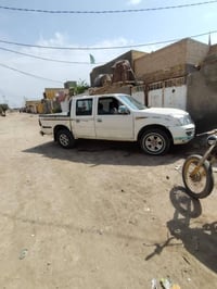سيارة • للبيع