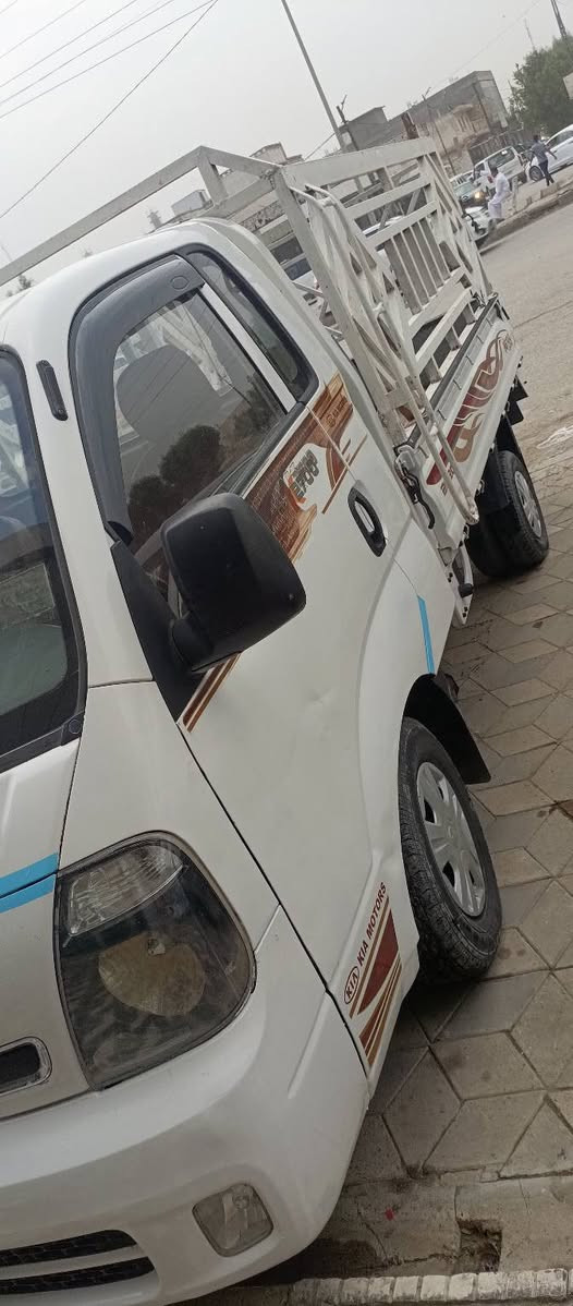 شاحنة • للبيع